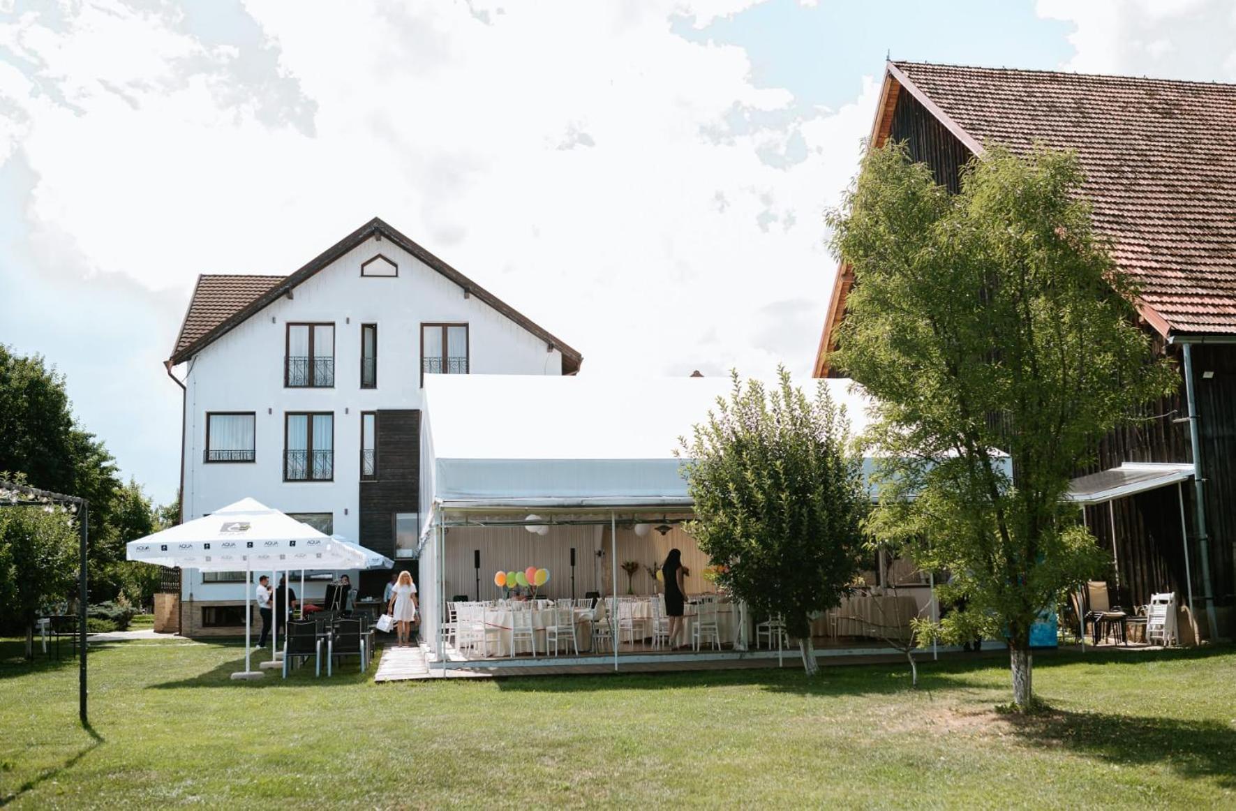Stupina Hotel Brasov Luaran gambar